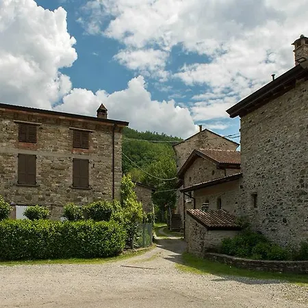 Diffuso Casa Delle Favole Aparthotel Ferriere